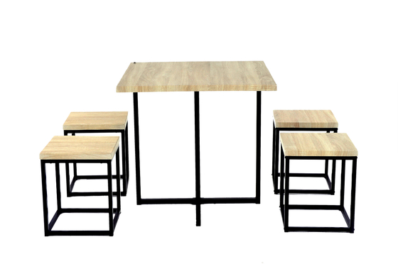 Tavolo da pranzo e mobilia rettangolari di legno e d'acciaio di Seater dell'insieme 4 della sedia