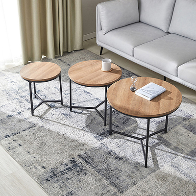 Salone piccolo Brown intorno alla mobilia dell'insieme del tavolino da salotto di incastramento